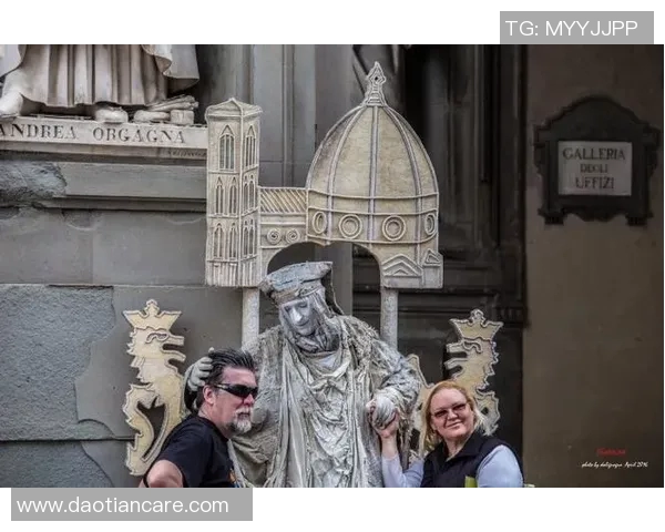 璀璨镶钻画展现足球明星风采与激情的艺术之旅